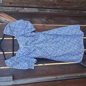 Tong Tong Lavender Flora Dress, Pre-loved in EC, Sz. L